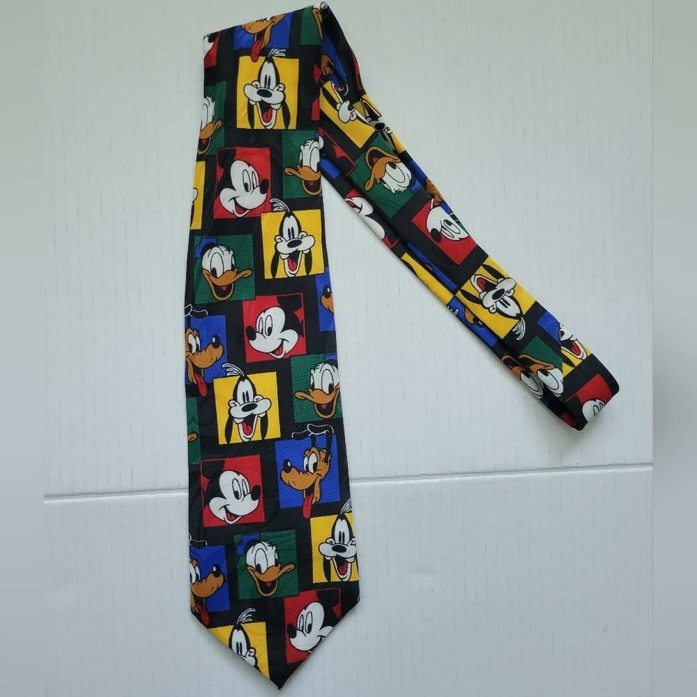 Mens Disney Cartoon Neck Tie - Mickey Mouse Goofy Donald Duck Pluto Collectible